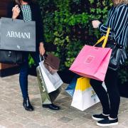 Discounts - shoppers at Braintree Village
