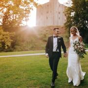 Love is in the air - Newlyweds at Hedingham Castle